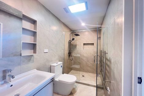 Photo of property in 2- 4 Alston Avenue, Kelston, Auckland, 0602