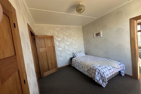 Photo of property in 2 Weraroa Road, Levin, 5510