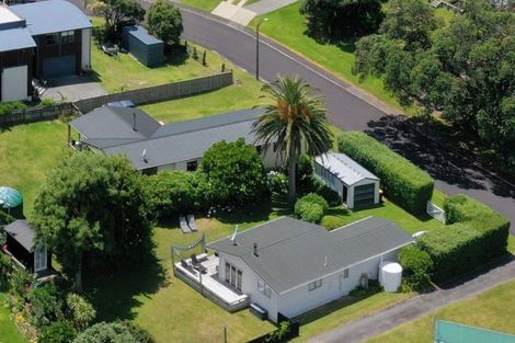 Photo of property in 37 Fishermans Bend, Whiritoa, Whangamata, 3691