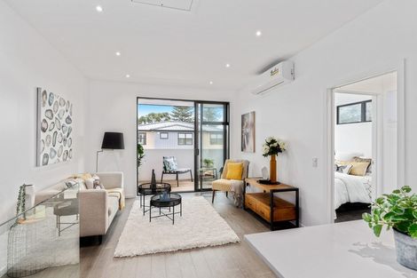 Photo of property in 7/445 Hibiscus Coast Highway, Orewa, 0931