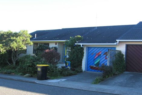 Photo of property in 33 Wingfield Place, Churton Park, Wellington, 6037