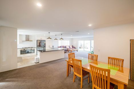 Photo of property in 67 Mauldeth Terrace, Churton Park, Wellington, 6037