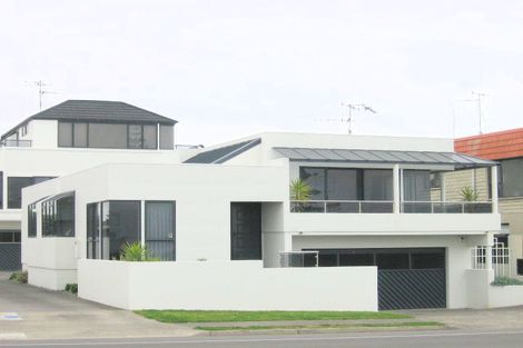 Photo of property in 156 Marine Parade, Mount Maunganui, 3116
