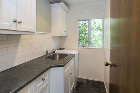 Photo of property in 443 Avonhead Road, Avonhead, Christchurch, 8042