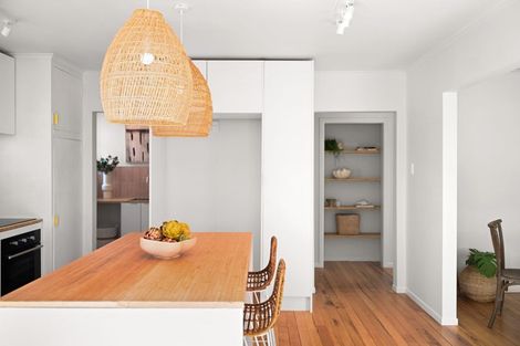 Photo of property in 182 Ngatai Road, Otumoetai, Tauranga, 3110