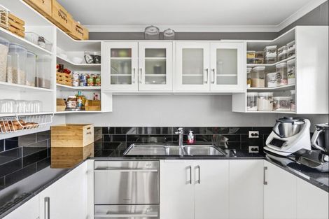 Photo of property in 7 Centre Crescent, Wanaka, 9305