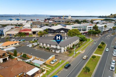 Photo of property in 6/350 Maunganui Road, Mount Maunganui, 3116
