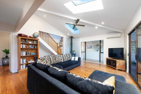Photo of property in 704 South Titirangi Road, Titirangi, Auckland, 0604