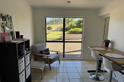 Photo of property in 9 Mudgeways Road, Massey, Auckland, 0614
