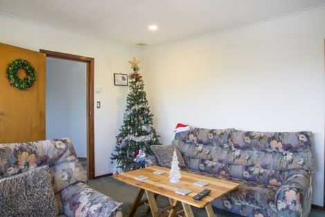 Photo of property in 7 Locket Road, Glenfield, Auckland, 0629