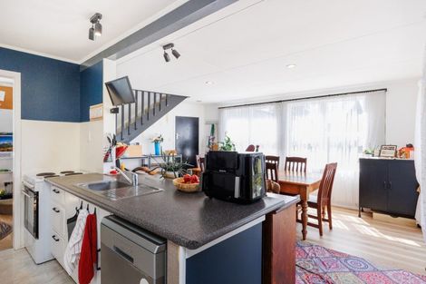 Photo of property in 39 Apollo Parade, Milson, Palmerston North, 4414