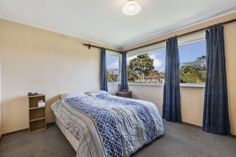 Photo of property in 39 Paragon Avenue, Beach Haven, Auckland, 0626