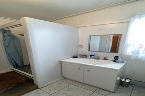 Photo of property in 4 James Mcleod Road, Shelly Beach, Helensville, 0874