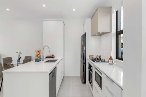 Photo of property in 8 Brookview Drive, Flat Bush, Auckland, 2019
