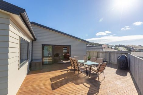 Photo of property in 71 Staithes Drive North, Whitby, Porirua, 5024