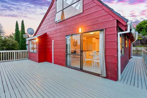 Photo of property in 42 Glenbervie Crescent, Massey, Auckland, 0614