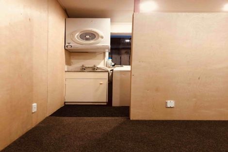 Photo of property in 1 Macalister Place, Miramar, Wellington, 6022