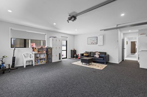 Photo of property in 40 Barrett Road, Whalers Gate, New Plymouth, 4310