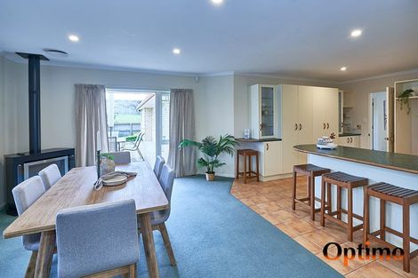Photo of property in 21 Rothesay Place, Highbury, Palmerston North, 4412