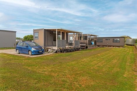 Photo of property in 7 Parkinson Street, Tolaga Bay, 4077