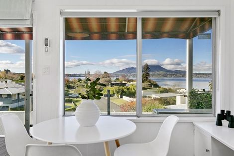 Photo of property in 4/22 Alberta Street, Acacia Bay, Taupo, 3330