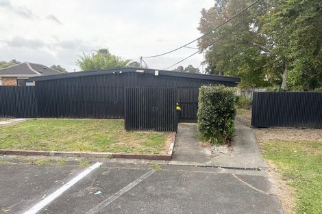 Photo of property in 2/17 Glengarry Road, Glen Eden, Auckland, 0602