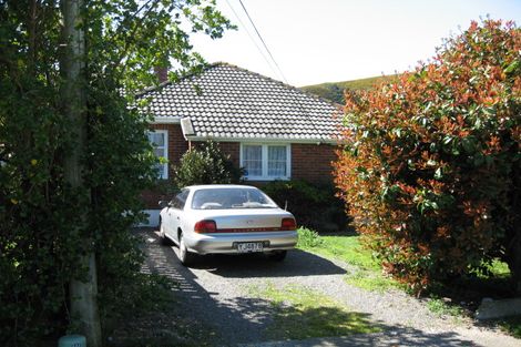 Photo of property in 33 Birdwood Road, Waterloo, Lower Hutt, 5011