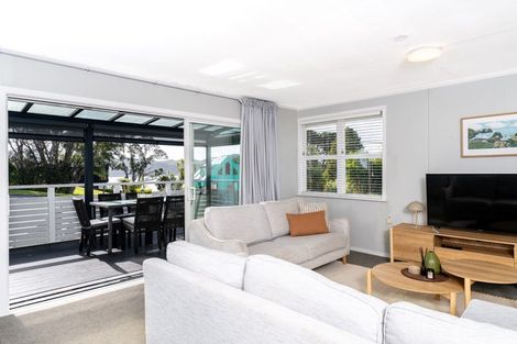 Photo of property in 49 Government Road, Raglan, 3225
