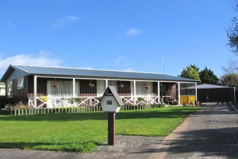 Photo of property in 20 Sandstrom Grove, Feilding, 4702