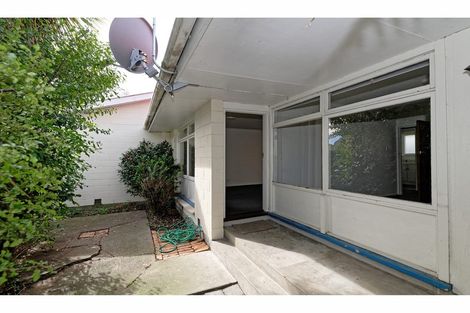Photo of property in 73 Fairfield Avenue, Addington, Christchurch, 8024
