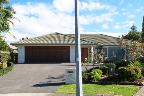 Photo of property in 17 Braystones Place, Northpark, Auckland, 2013
