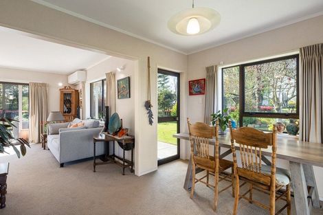 Photo of property in 166 Racecourse Road, Cambridge, 3493