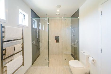 Photo of property in 33 Hartwell Drive, Kelvin Grove, Palmerston North, 4470