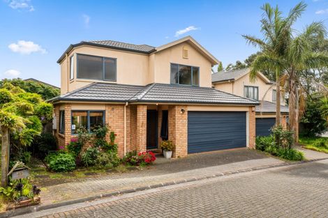 Photo of property in 45a Redoubt Road, Goodwood Heights, Auckland, 2105