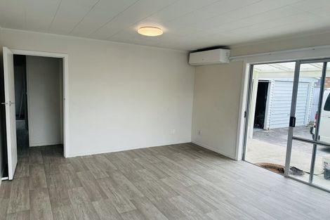 Photo of property in 14 Kowhai Street, Hamilton Lake, Hamilton, 3204