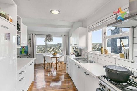 Photo of property in 68 Bedford Street, Northland, Wellington, 6012