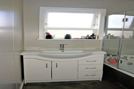 Photo of property in 24 Ferguson Street, Levin, 5510