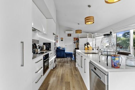 Photo of property in 2/21 Sardinia Rise, Bethlehem, Tauranga, 3110