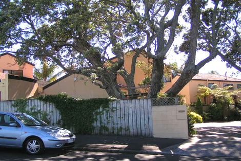 Photo of property in 1/39 Church Street, Northcote Point, Auckland, 0627