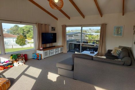 Photo of property in 10 Rawhiti Road, Manly, Whangaparaoa, 0930