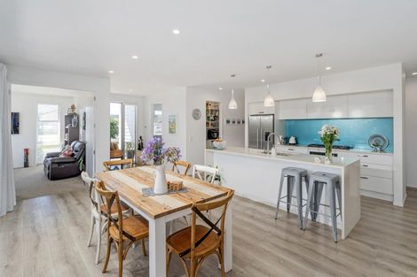 Photo of property in 105 Kupe Drive, Whitianga, 3510