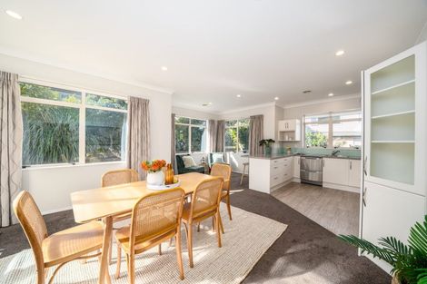 Photo of property in 97 Amesbury Drive, Churton Park, Wellington, 6037
