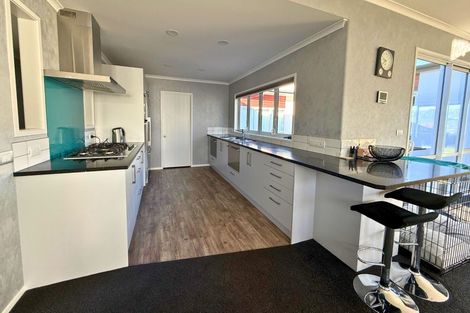 Photo of property in 71 Rata Street, Wanaka, 9305