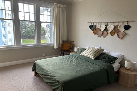 Photo of property in Pukehinau Flats, 1u4 Brooklyn Road, Mount Cook, Wellington, 6011