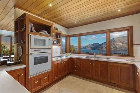 Photo of property in 50 Edinburgh Drive, Queenstown, 9300