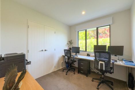Photo of property in 12 Calderwood Close, Waiuku, 2123