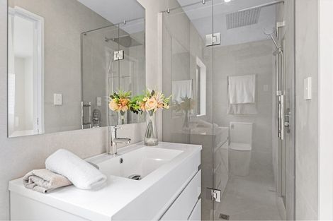 Photo of property in 133e Manuroa Road, Takanini, 2112