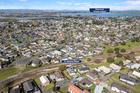 Photo of property in 11 Janese Place, Weymouth, Auckland, 2103