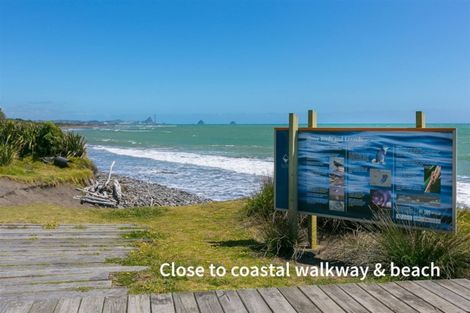 Photo of property in 10 Impact Avenue, Bell Block, New Plymouth, 4312