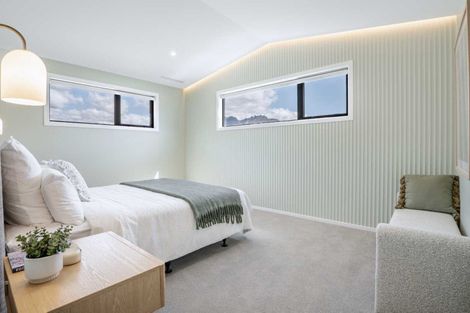Photo of property in 39 Jack Hanley Drive, Jacks Point, Queenstown, 9371